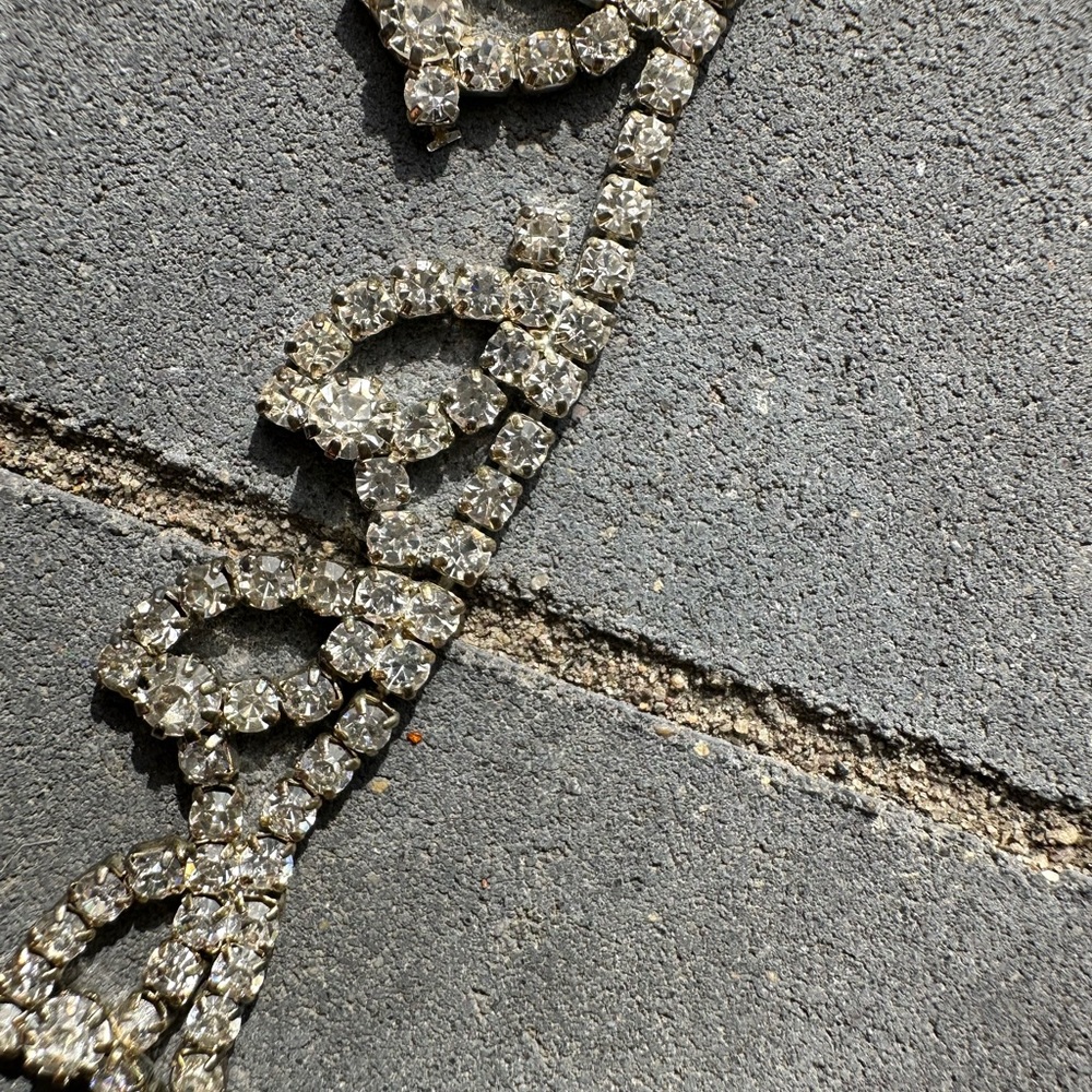 Elegant Rhinestone Leaf Bracelet